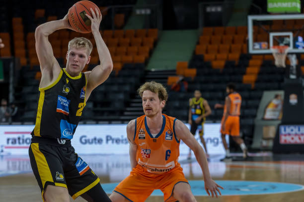 事直播的人 事直播的人