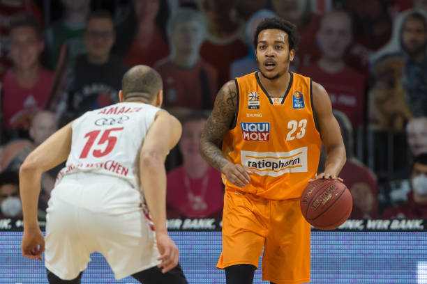 每名球员在 每名球员在